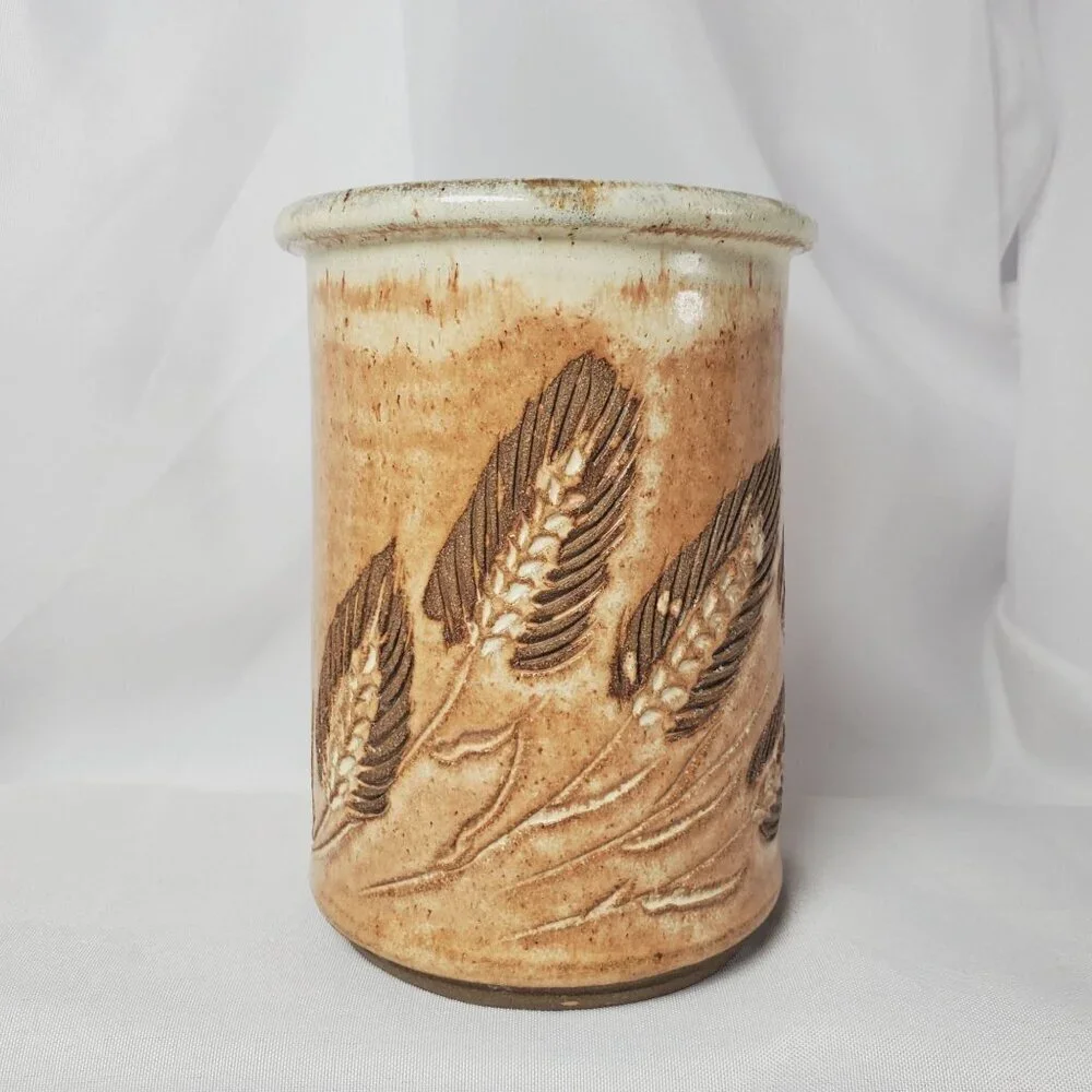 Stoneware Wheat Country Motif Vase/Beech Holder Artisan Studio Art 5.5